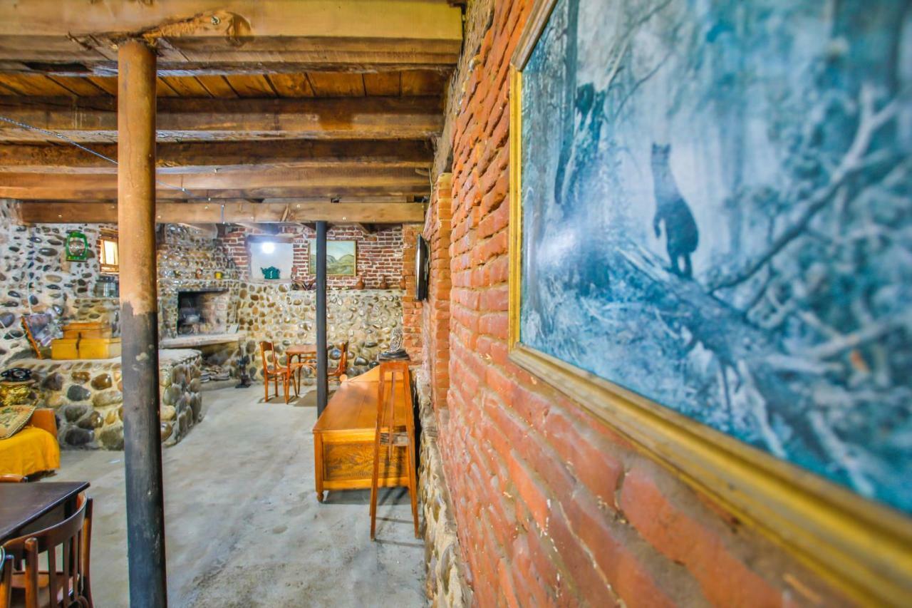 Book Hotel Kutaisi Exterior foto